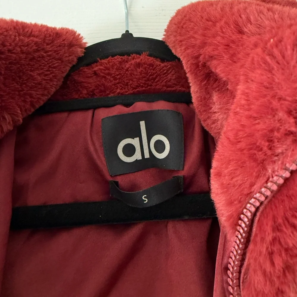 ALO Yoga Faux Fur Hooded Full Zip Jacket Burgundy Red